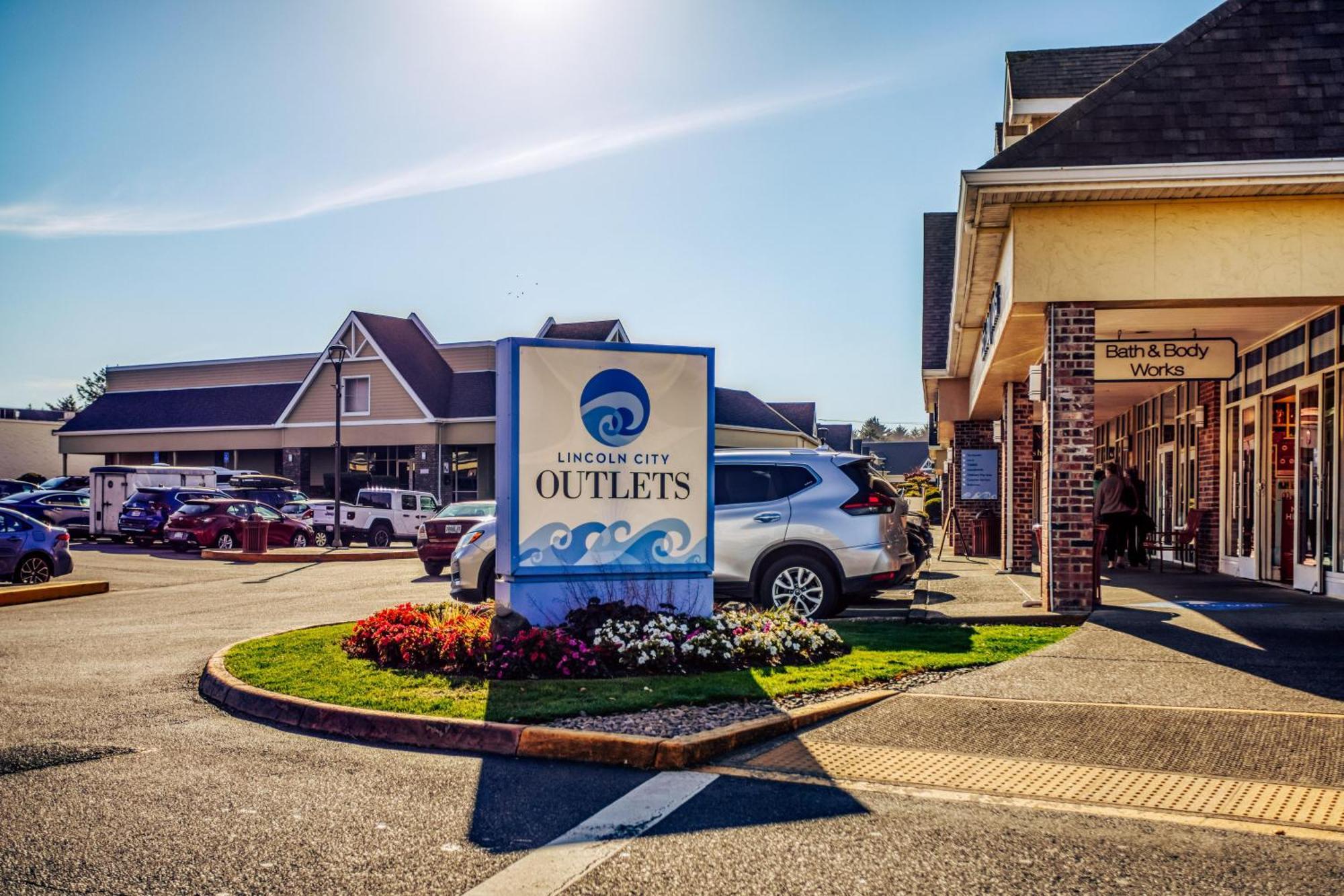 Captain'S Quarters Villa Lincoln City Exterior photo